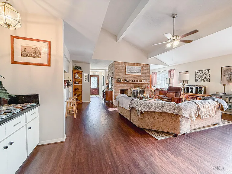 3306 Hunterwood Dr — Photo 10