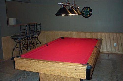 Finished Basement w/ Pool Table