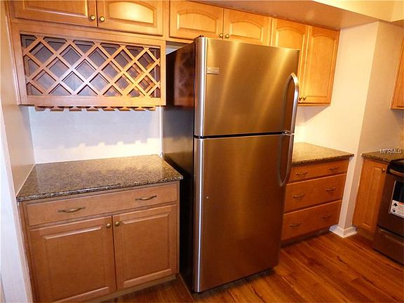 5th image of 2098 Widgeon Ave