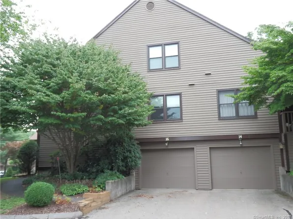 16 Juniper Cir, Monroe, CT 06468