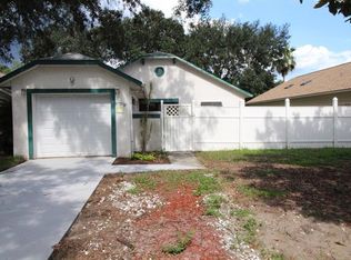 833 Grenadier Dr, Orlando, FL 32807