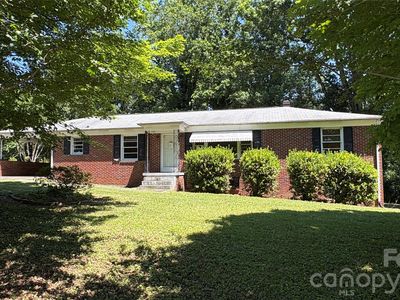 150 31st Ave NW, Hickory, NC, 28601