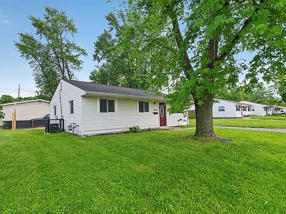 2nd image of 2446 Kitchner Dr