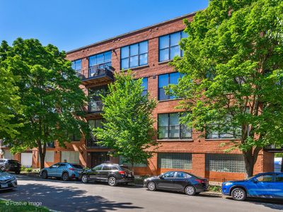 2210 W Wabansia Ave APT 404, Chicago, IL, 60647
