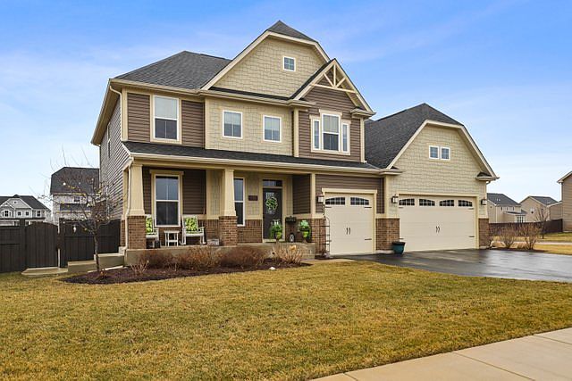 1st image of 907 Blue Aster Pkwy