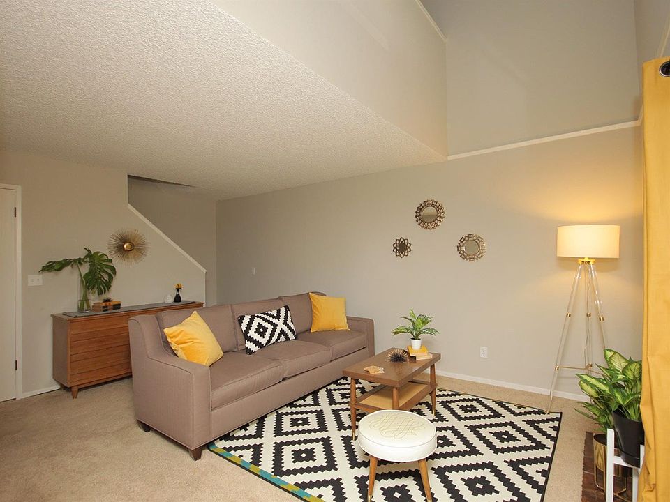 1st image of 6060 Gloria Dr APT 18