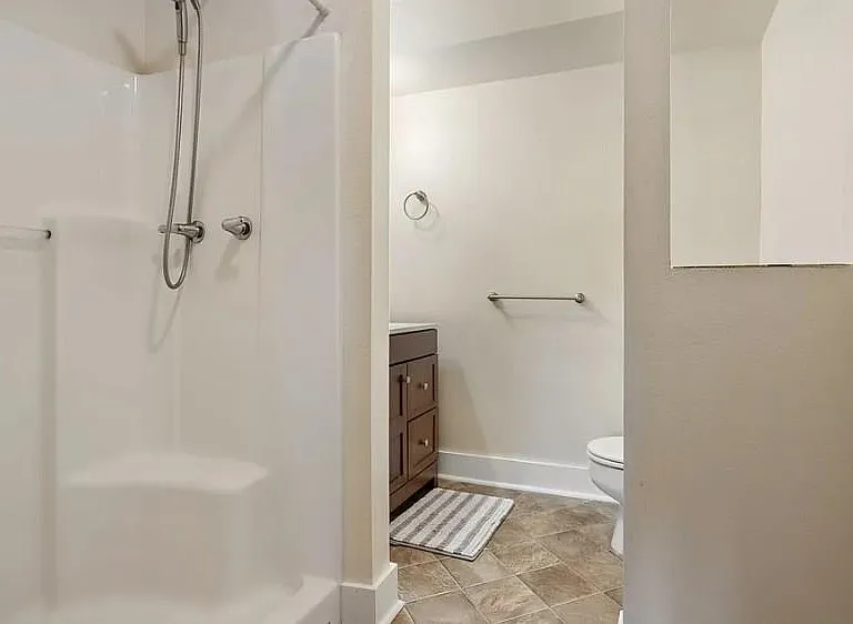 1214 Amanda Cir — Photo 23