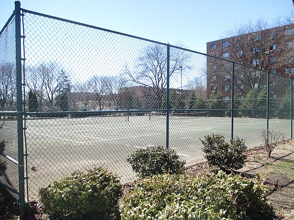 4th image of 5348 N Cumberland Ave APT 500