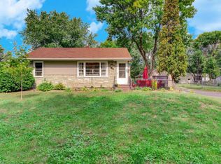 549 Doris Ave, Shoreview, MN 55126