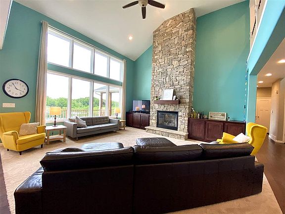 5th image of 4636 Honey Bee Ln