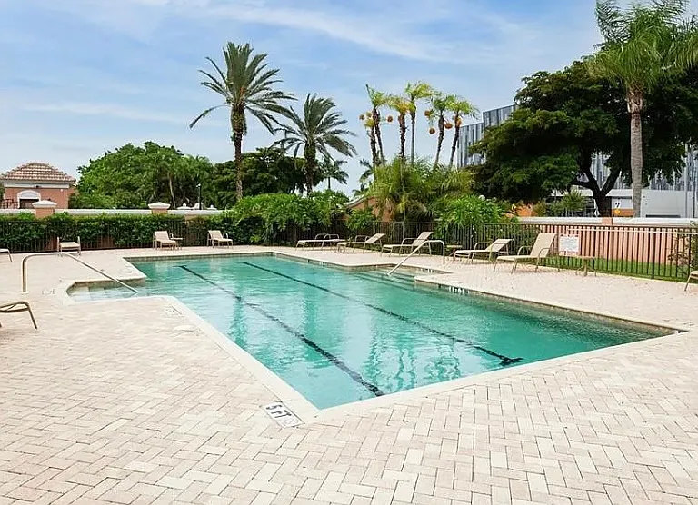 Community pool