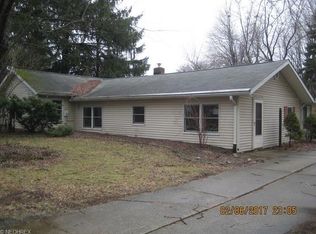 617 Jarvis Rd, Akron, OH 44319