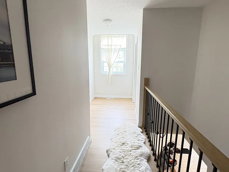 2 Woodcrest Ct — Photo 27