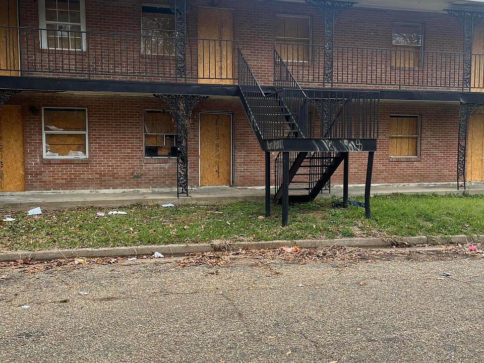 1st image of 1850 Harrison Ave