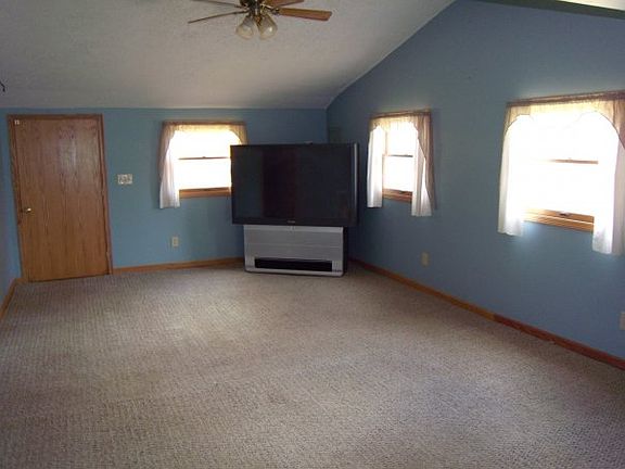 5th image of 119 S Dunbar St