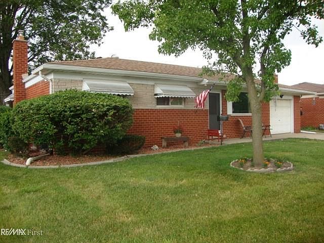1st image of 31633 Gloede Dr