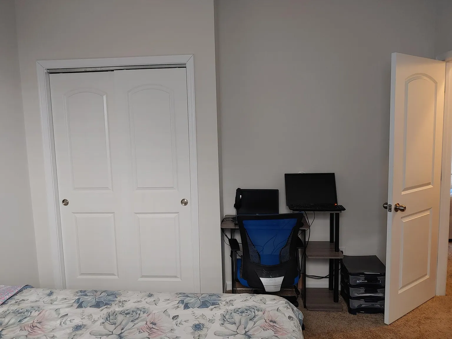 1 bed, 2760 sqft, $900 — Photo 4