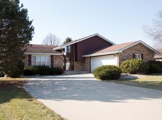 1521 Eagle Vista Rd, New Lenox, IL 60451