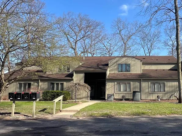 550 Vistula Ter APT 4, Mishawaka, IN 46544