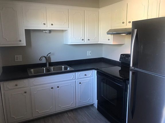 4th image of 8239 Archer Ave #7