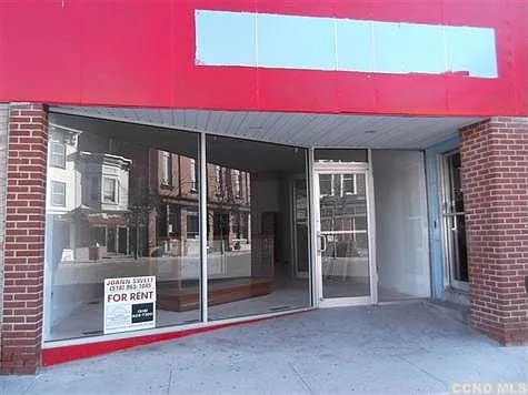 Building Photo 3