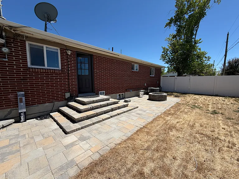 9970 S Poppy Ln E — Photo 24
