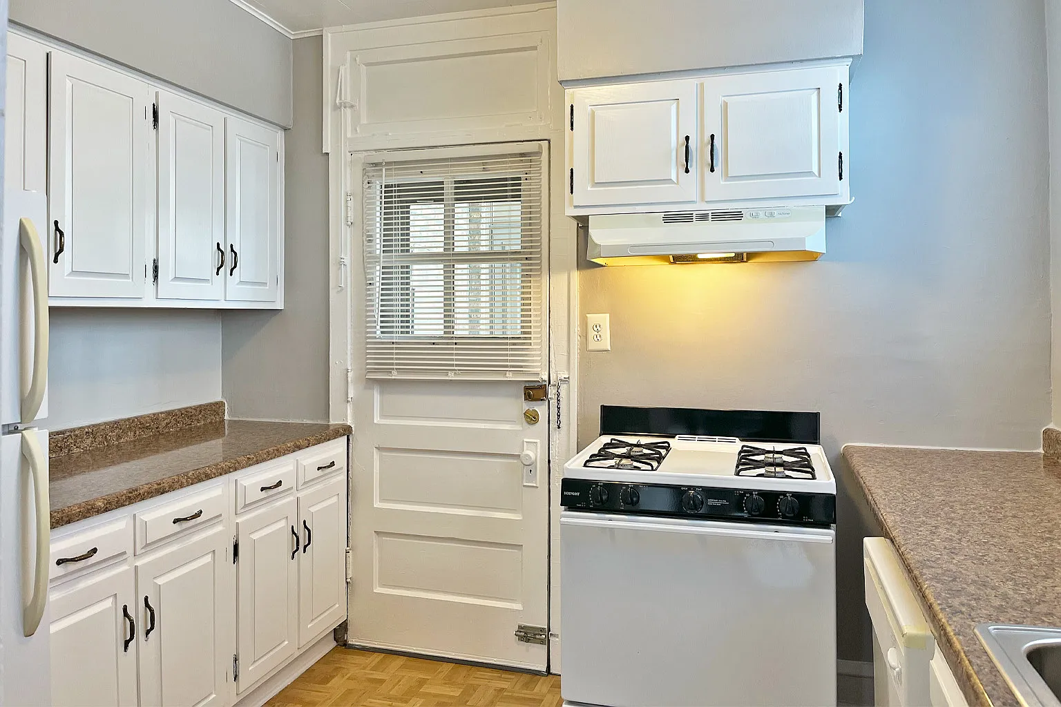 532 Des Plaines Ave. — Photo 1