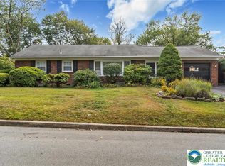 4218 Windsor Dr S, Allentown, PA 18104