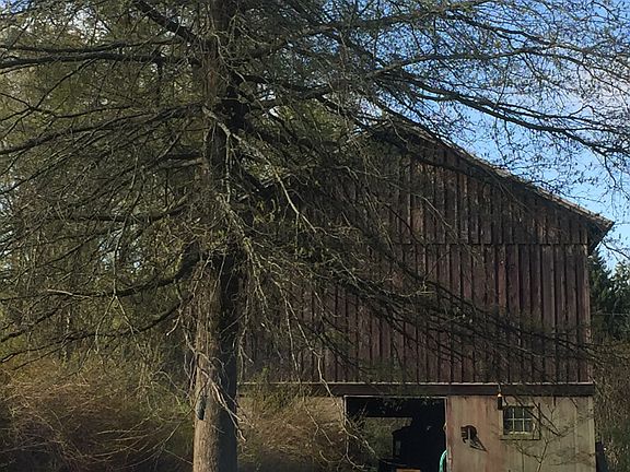 3 story barn with new roof