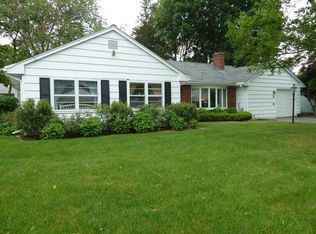 84 Osage Dr, Warwick, RI 02888