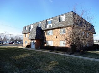 17100 71st Ave APT 9, Tinley Park, IL 60477