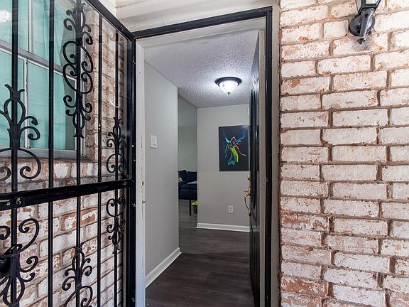 4th image of 7900 Westheimer Rd APT 216
