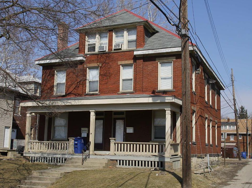 1st image of 290 E 17th Ave