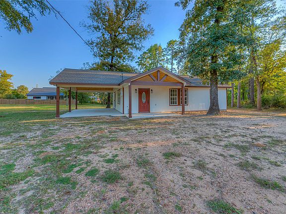 3rd image of 388 Sunrise Wood Rd