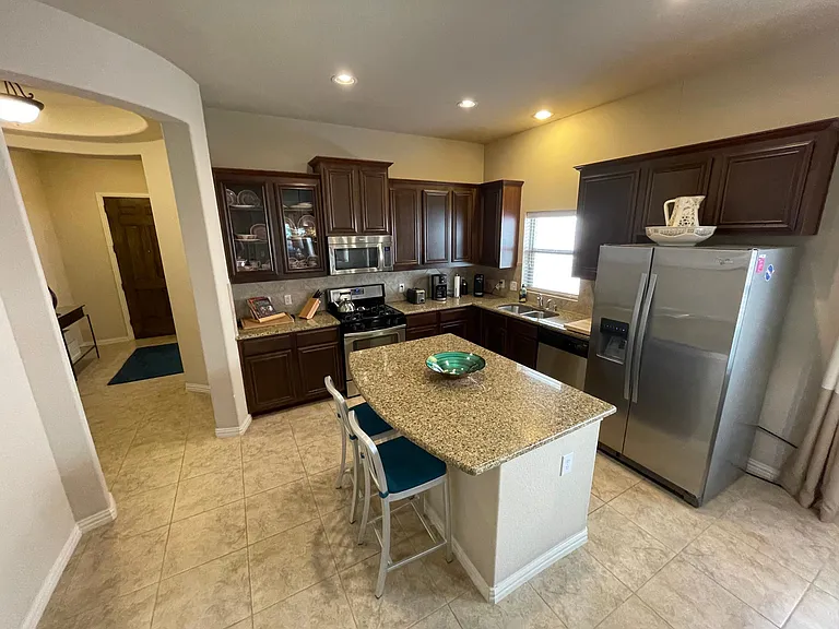 2625 Frances Ln — Photo 32