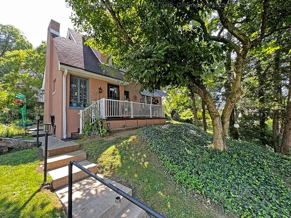 1010 Cleveland Ave, Charleston, WV 25302