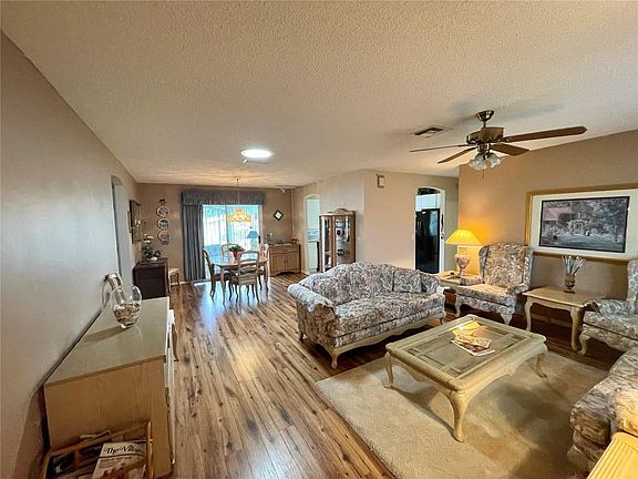 3rd image of 1207R Tarpon Ln
