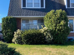 2618 Crozer St, Brookhaven, PA 19015