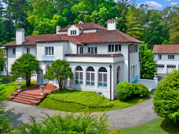618 Lake Ave, Greenwich, CT 06830