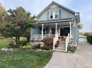 2731 Cornell St, Dearborn, MI 48124