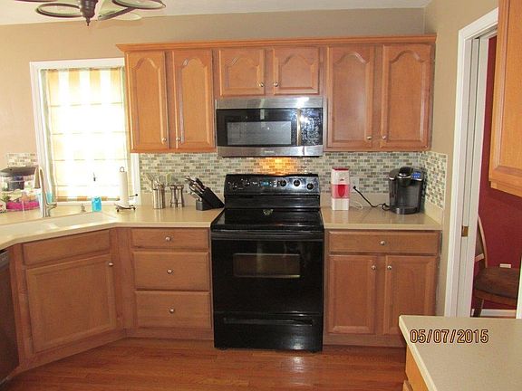 3rd image of 7925 Lanasey Dr