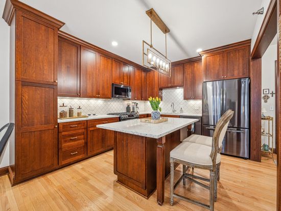 3810 W 31st St APT 104, Minneapolis, MN 55416