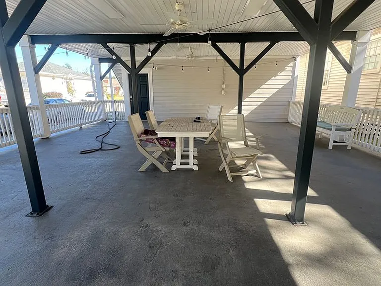 2325 State St — Photo 15