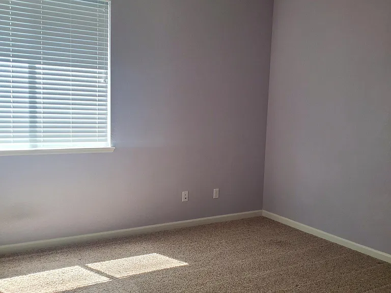 1422 Moonbeam Way — Photo 9