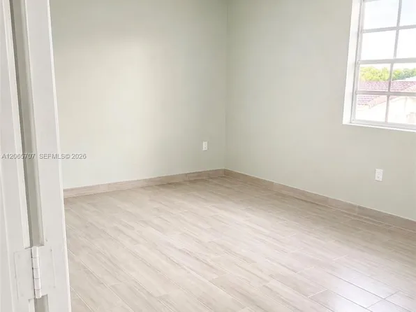 359 W 12th St #3, Hialeah, FL 33010