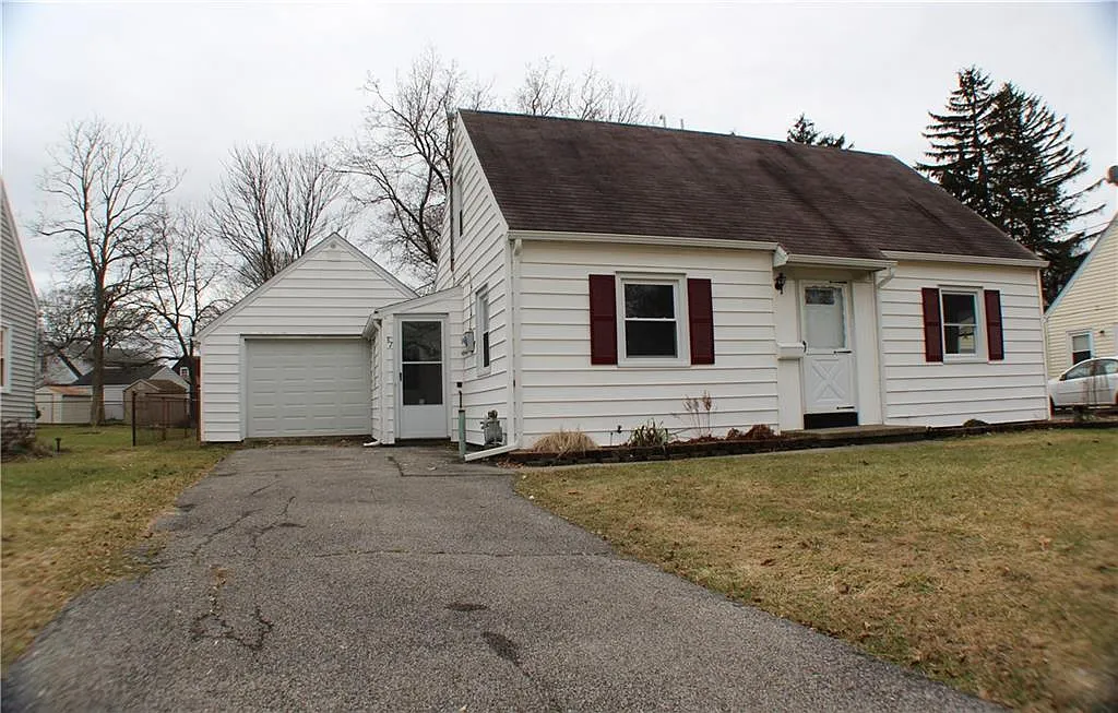37 Tobin Dr photo 1