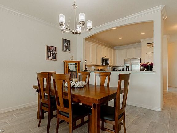 5th image of 10236 Prato Dr