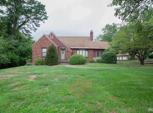 5823 New Harmony Rd, Evansville, IN 47720