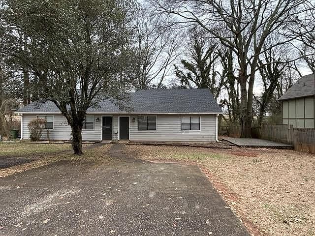 1st image of 5002 Hawthorne Ct SE APT 2