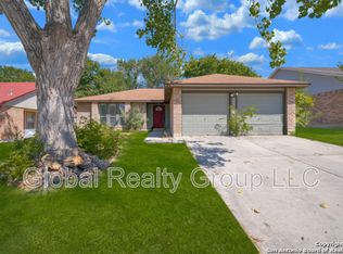 7915 Forest Cabin, Live Oak, TX 78233